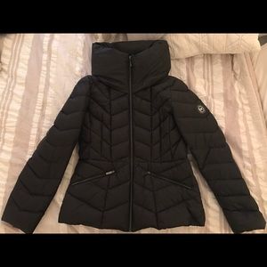 FLASH SALE ✨ Michael Kors High-Neck Puffer Jacket